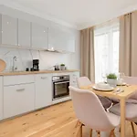 Z Tarasem W Centrum Swinoujscia By Renters Świnoujście
