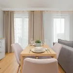 Z Tarasem W Centrum Swinoujscia By Renters Apartment